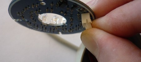 Picture showing how to remove the two pin connector on the IR array